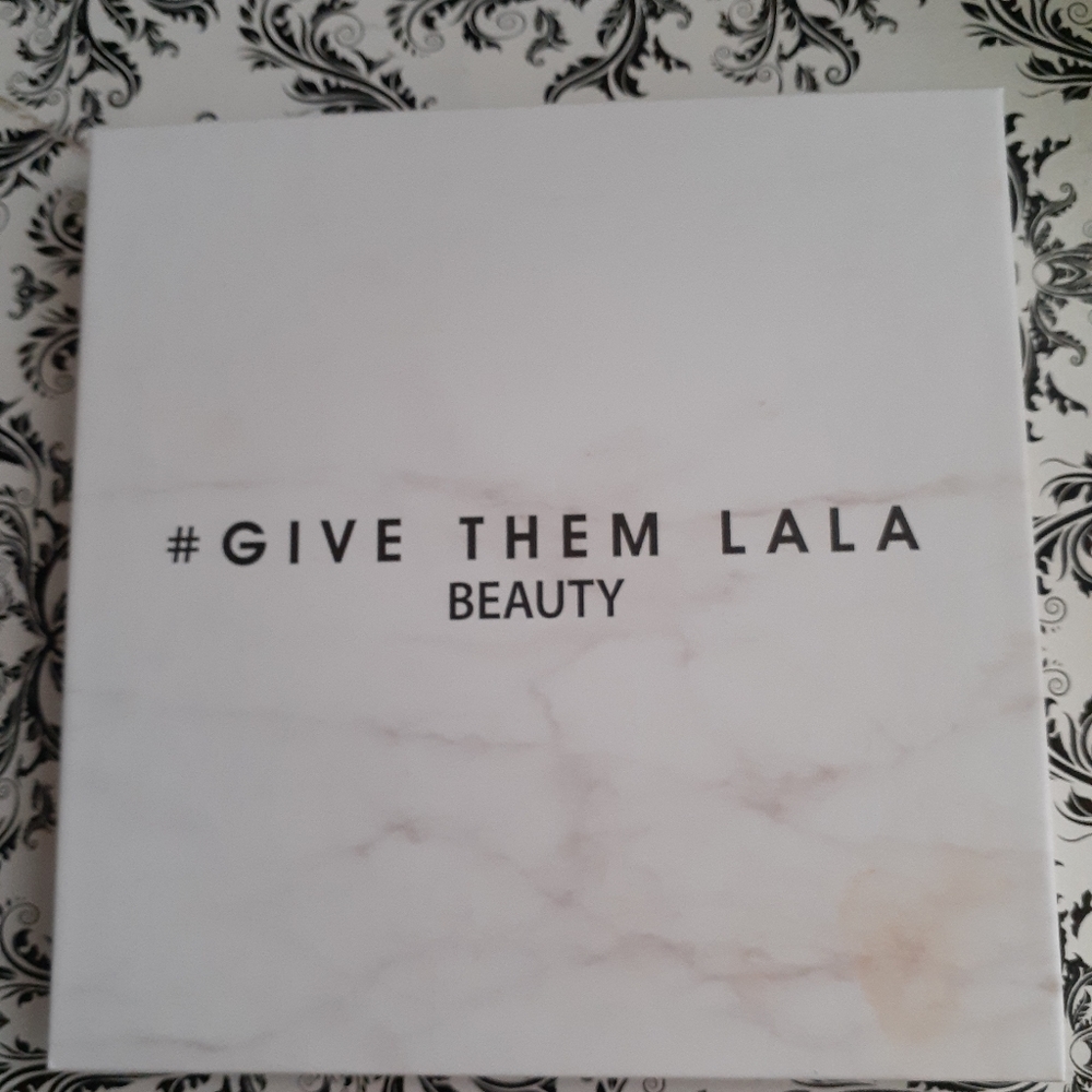 Give Them Lala grown woman pallet